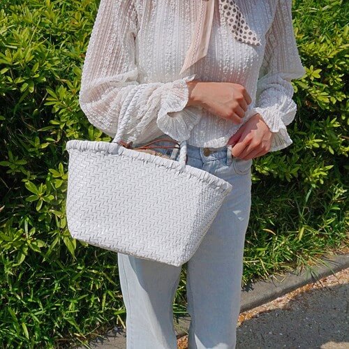 Hand-knitted mesh simple tote bag M size
